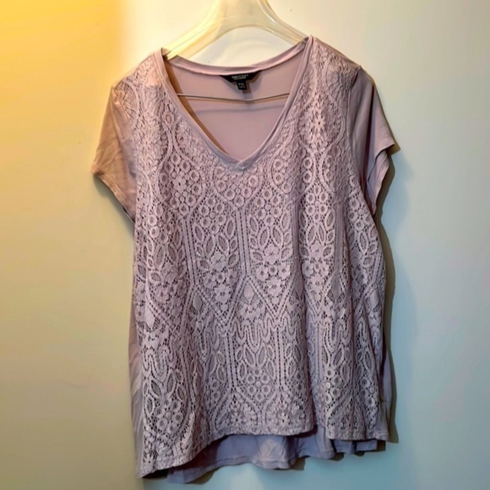 Light purple size extra large, Vera Wang crochet front short sleeve shirt